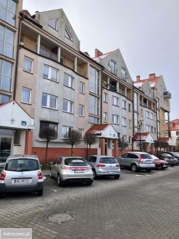 Mieszkanie 3-pokojowe Tychy, ul. Jana Barona. Zdjęcie 1