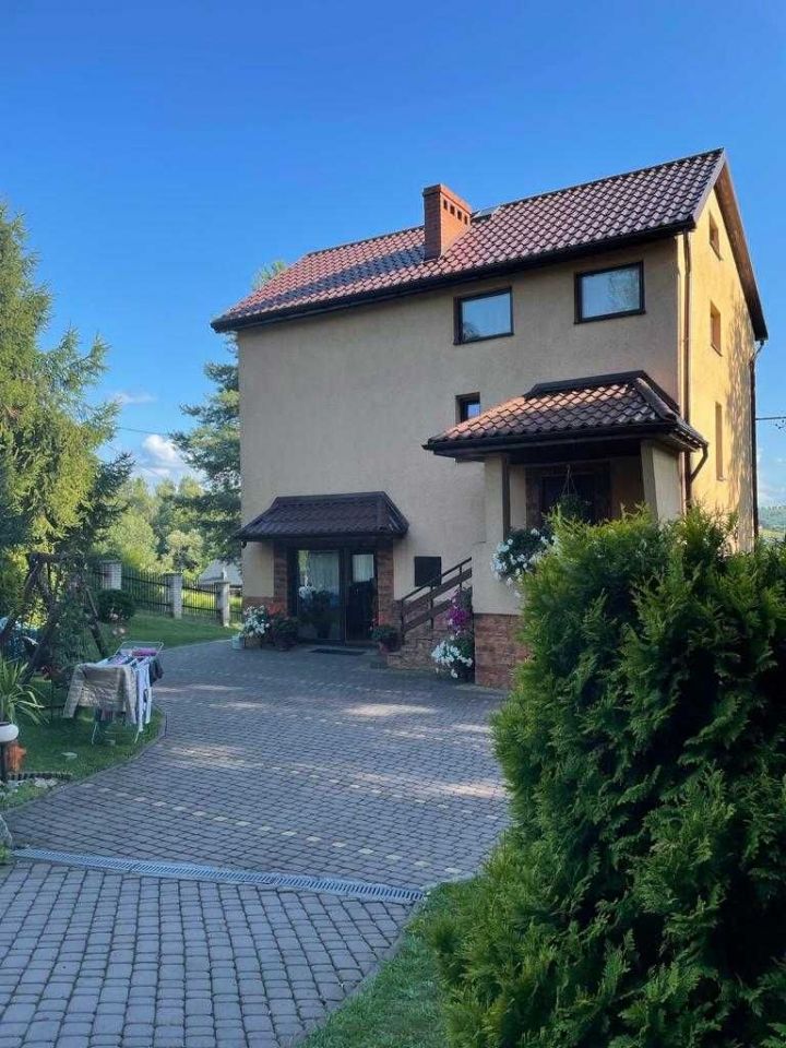 dom wolnostojący, 4 pokoje Brzyczyna