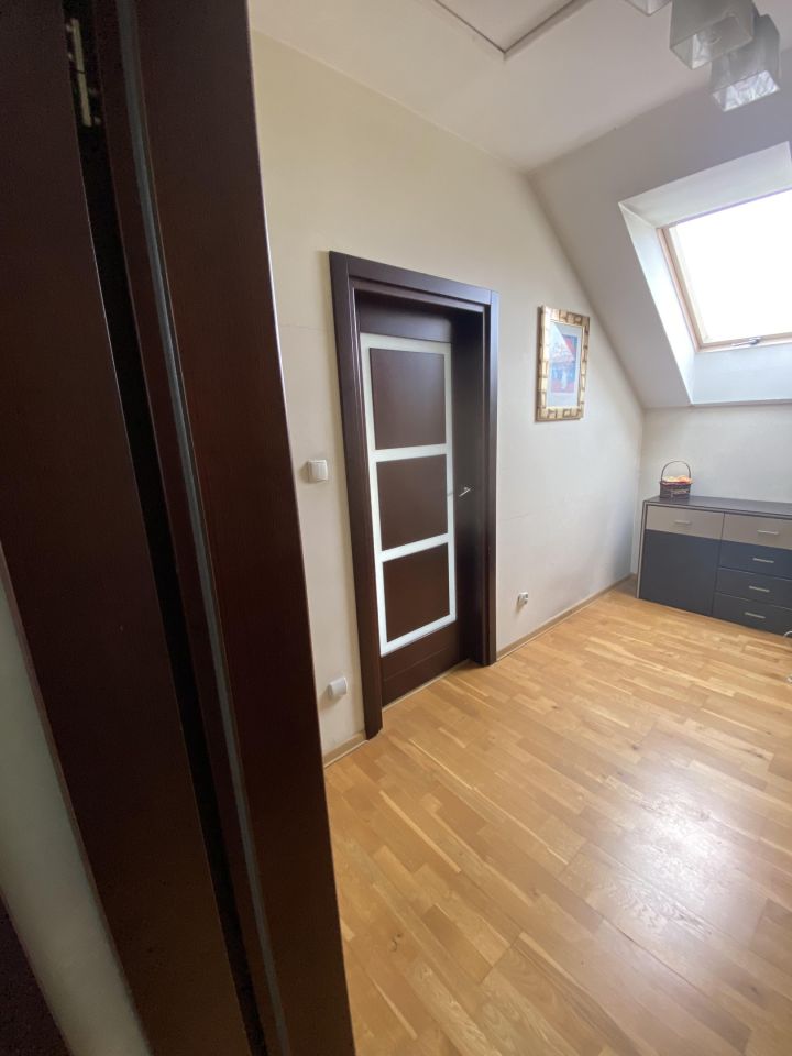 dom wolnostojący, 5 pokoi Katowice Kostuchna, Szarych szeregów. Zdjęcie 23