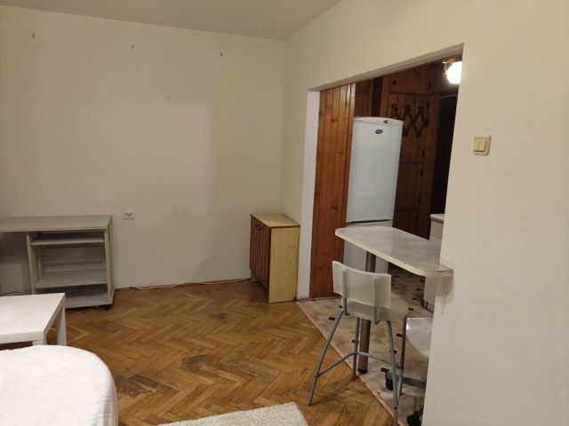 Mieszkanie 1-pokojowe Kraków Ugorek. Zdjęcie 1