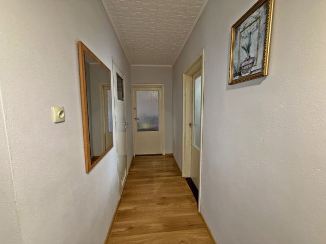 dom wolnostojący, 9 pokoi Kozłów Biskupi, ul. Złota. Zdjęcie 10