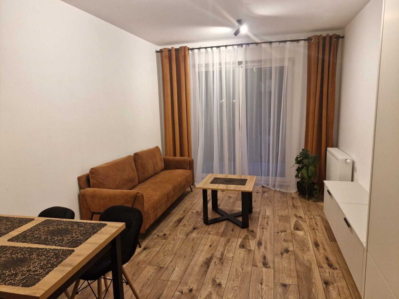 Mieszkanie 3-pokojowe Wrocław Stare Miasto. Zdjęcie 1