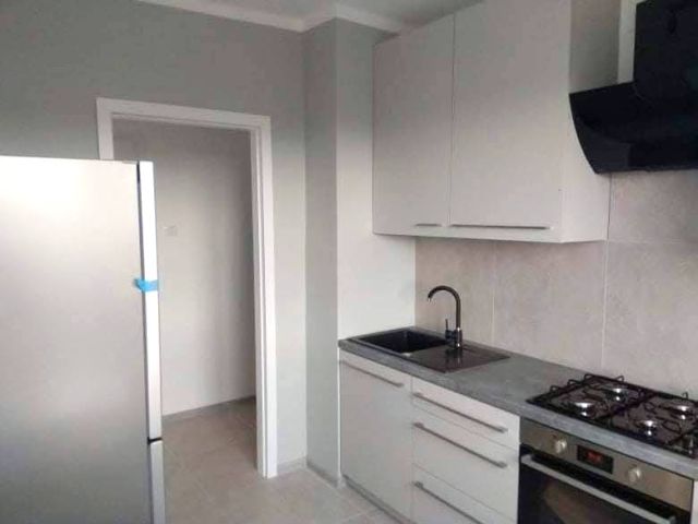 Mieszkanie 2-pokojowe Wrocław Stare Miasto, pl. Legionów. Zdjęcie 1