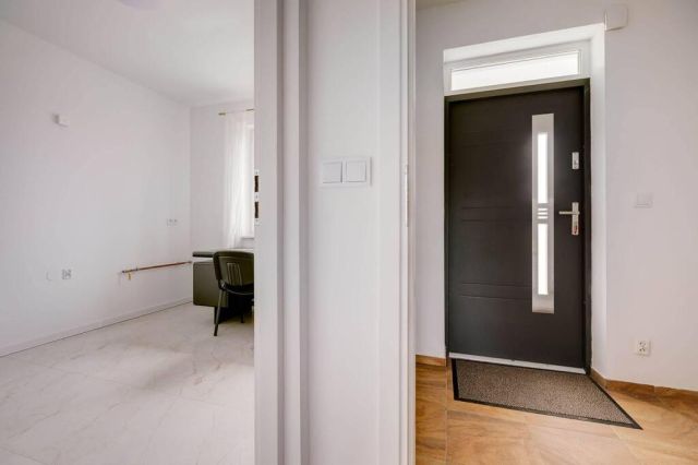 dom szeregowy, 4 pokoje Bieniewice, ul. Dobra. Zdjęcie 9