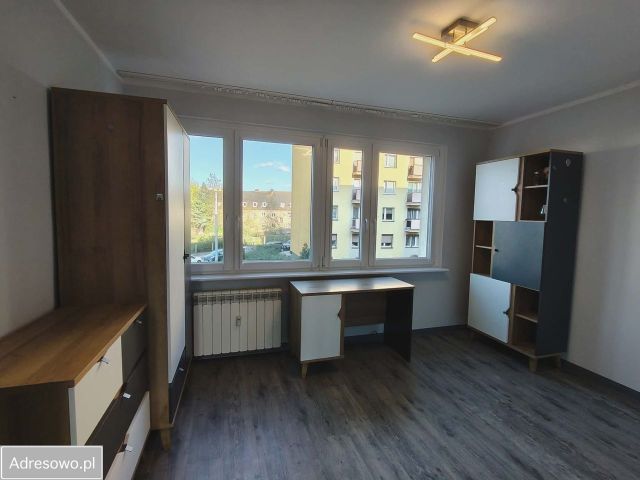 Mieszkanie 3-pokojowe Leszno, ul. por. Leona Włodarczaka. Zdjęcie 1