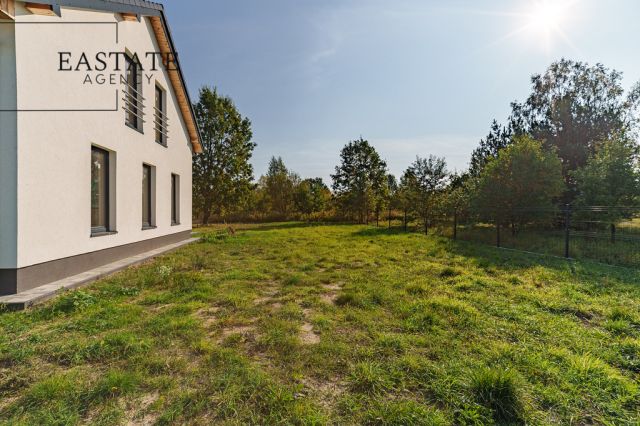 dom wolnostojący, 6 pokoi Desno. Zdjęcie 15