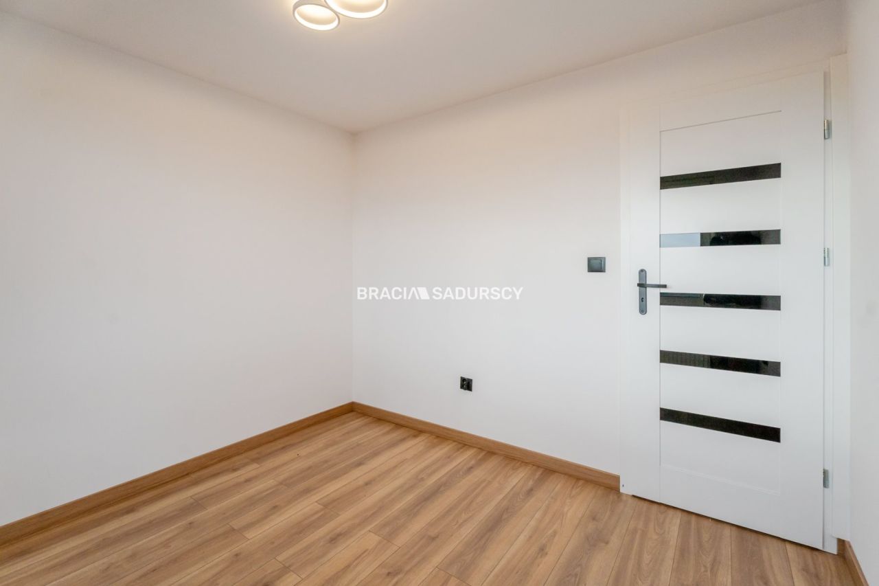 Mieszkanie 3-pokojowe Karniowice, ul. Osiedlowa. Zdjęcie 11