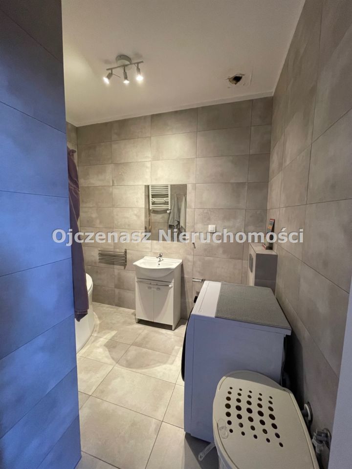 Mieszkanie 3-pokojowe Bydgoszcz Śródmieście. Zdjęcie 4