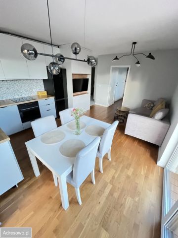 Mieszkanie 3-pokojowe Warszawa Białołęka, ul. Mariana Hemara. Zdjęcie 1