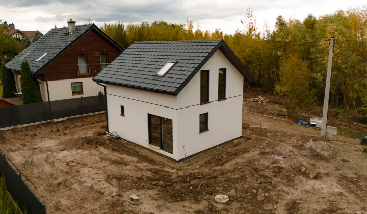 dom wolnostojący, 4 pokoje Pielgrzymowice Baniówka, ul. Błoniówka