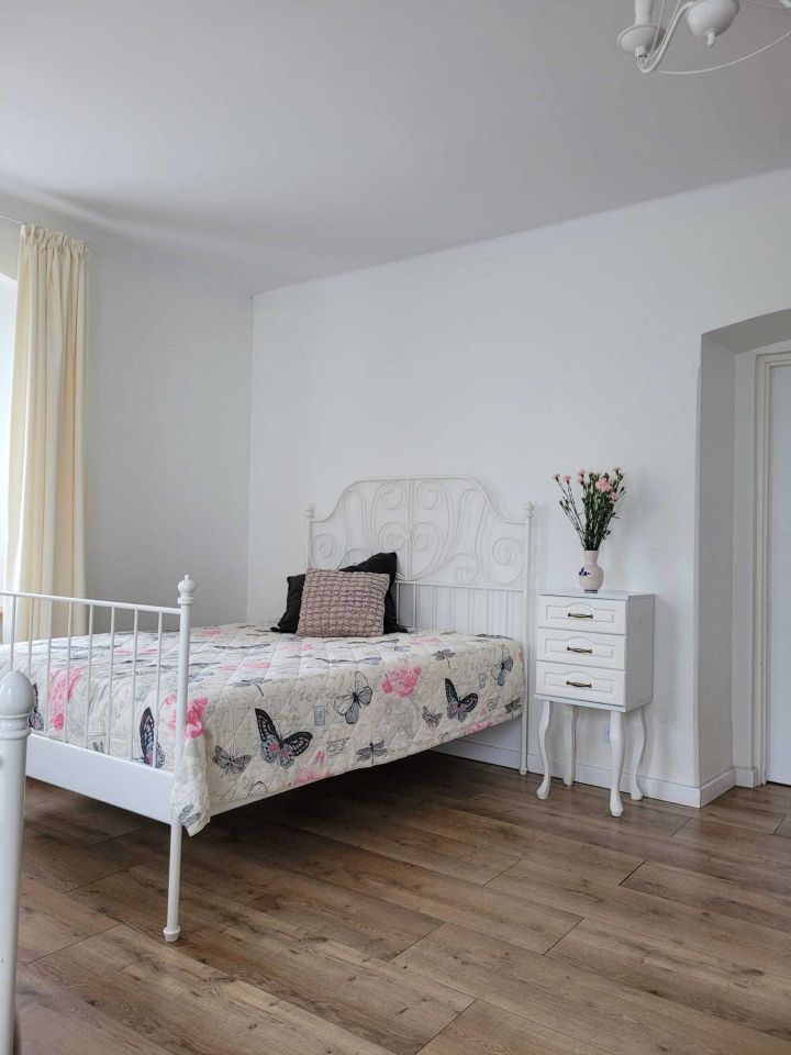 dom wolnostojący, 15 pokoi Unisław Śląski. Zdjęcie 4