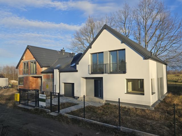 bliźniak, 6 pokoi Mokre, ul. 15 Sierpnia. Zdjęcie 1