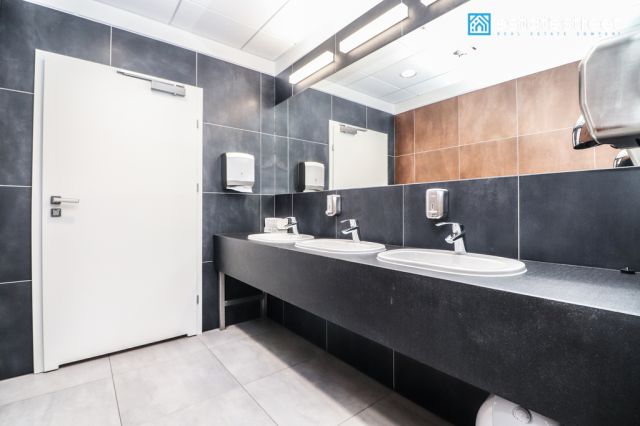 Biuro Kraków Łagiewniki-Borek Fałęcki, ul. Józefa Marcika. Zdjęcie 13