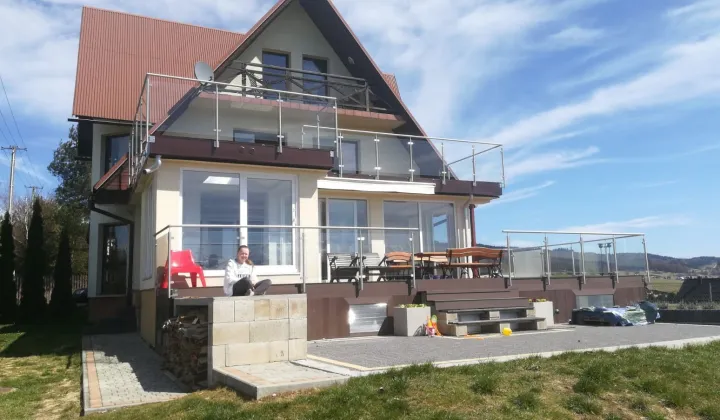 dom wolnostojący, 8 pokoi Maniowy, ul. Pienińska