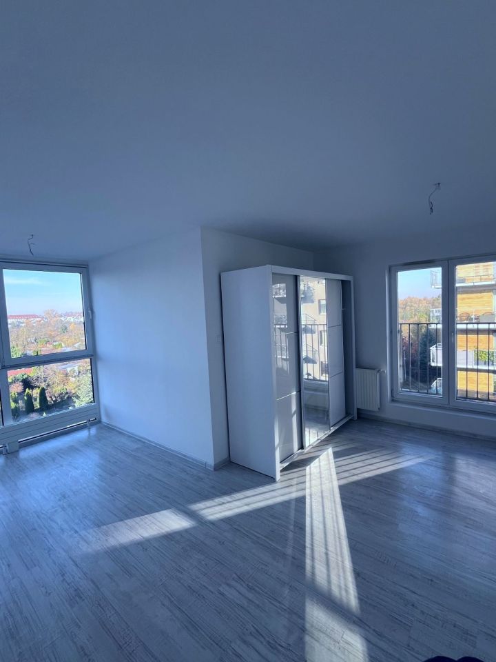 Mieszkanie 4-pokojowe Opole Zaodrze, ul. Szymona Koszyka. Zdjęcie 3