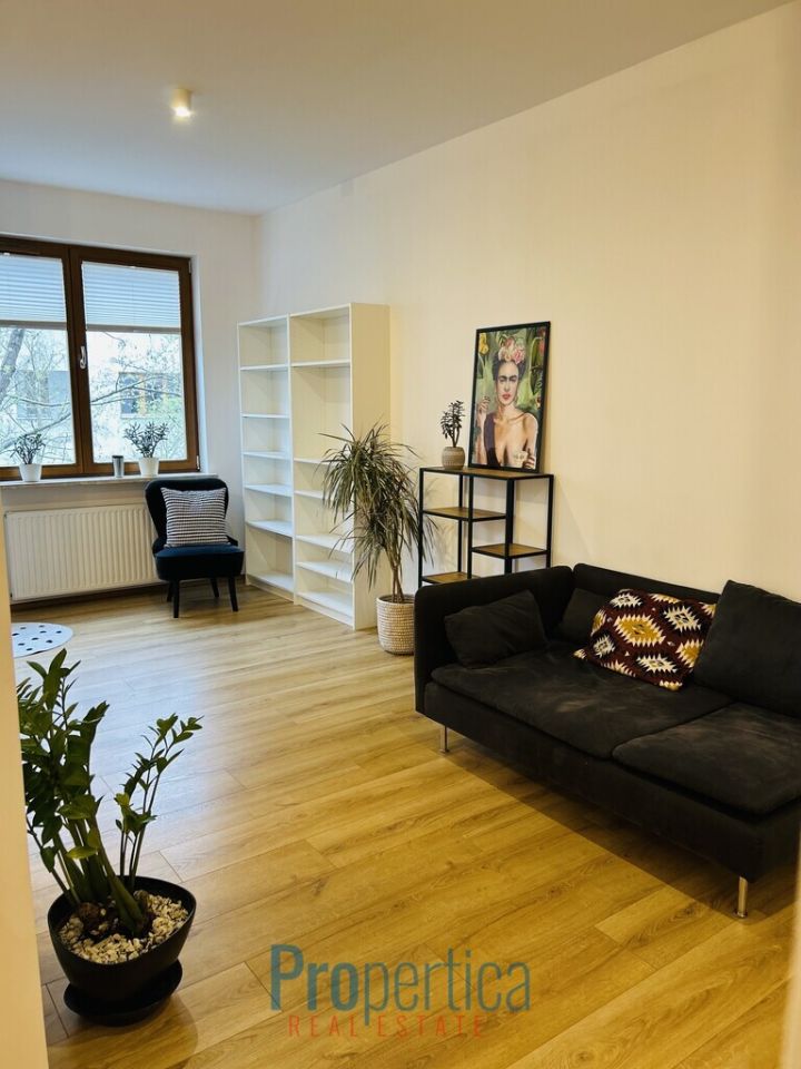 Mieszkanie 2-pokojowe Warszawa Wilanów, ul. Księdza Prymasa Augusta Hlonda. Zdjęcie 2