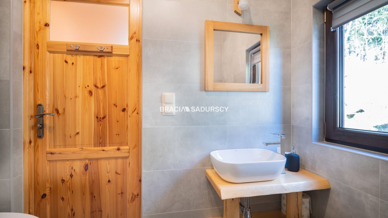 dom wolnostojący, 8 pokoi Harbutowice, ul. Eustachego Sanguszki. Zdjęcie 34