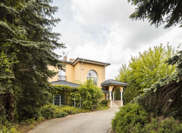 dom wolnostojący, 12 pokoi Tłuste. Zdjęcie 2