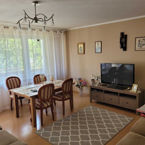 Mieszkanie 3-pokojowe Kleszczele. Zdjęcie 1