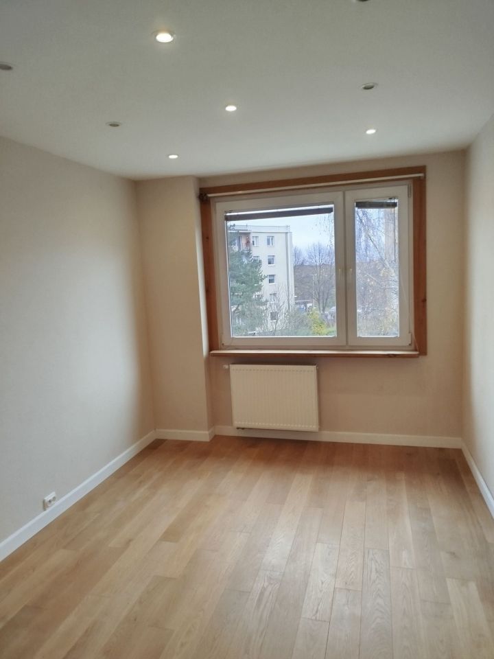 Mieszkanie 3-pokojowe Gdynia Karwiny. Zdjęcie 7