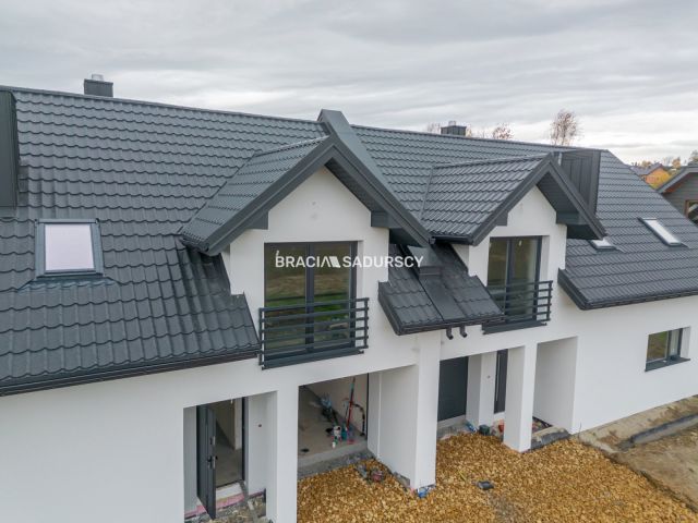 bliźniak, 6 pokoi Koźmice Wielkie. Zdjęcie 27