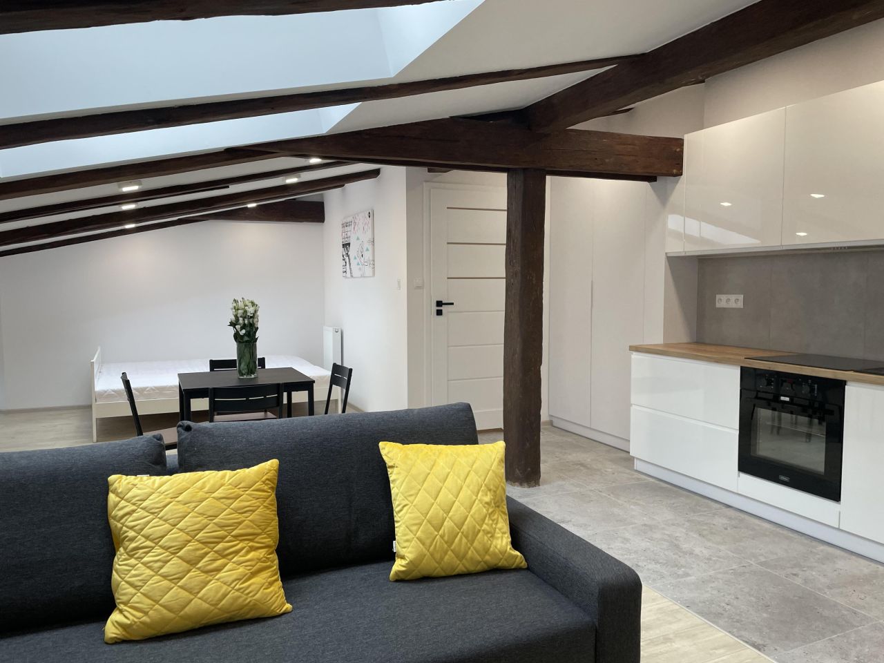 Mieszkanie 1-pokojowe Katowice Śródmieście, ul. Mariacka. Zdjęcie 2