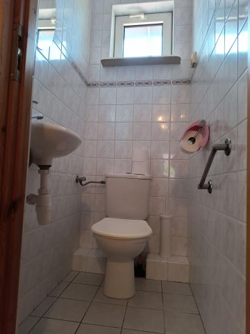 dom szeregowy, 4 pokoje Starogard Gdański, Oś.Nad Jarem. Zdjęcie 41