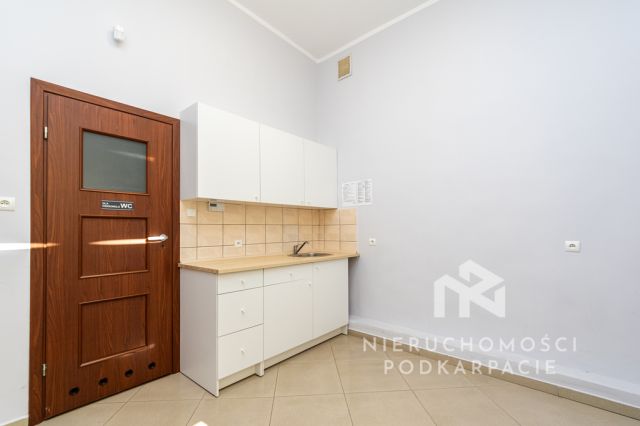 Lokal Rzeszów, al. Józefa Piłsudskiego. Zdjęcie 15