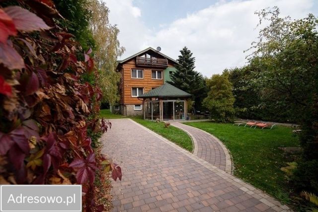 dom wolnostojący, 10 pokoi Szczyrk, ul. Deptak nad Żylicą. Zdjęcie 1