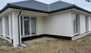 dom wolnostojący, 5 pokoi Krzaki Czaplinkowskie, ul. Główna