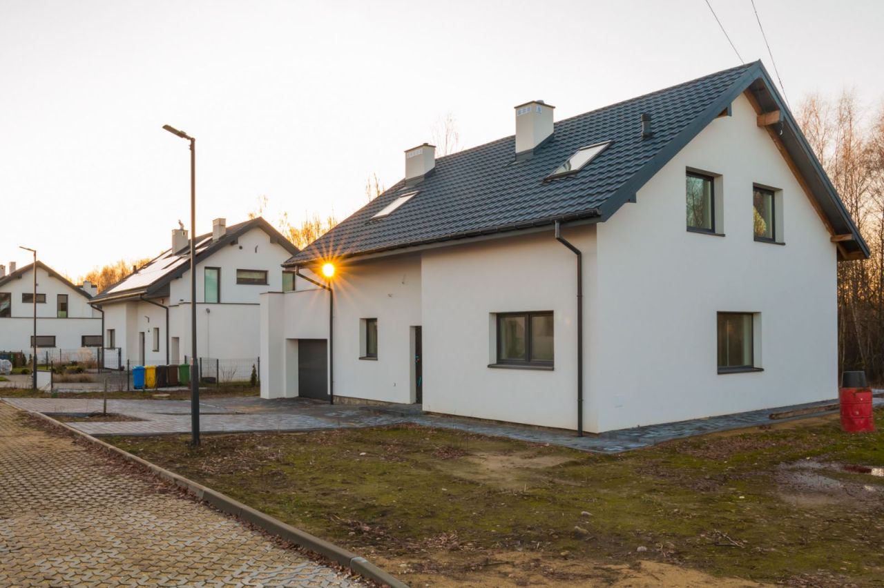 dom wolnostojący, 5 pokoi Łódź Górna, ul. Przyjacielska