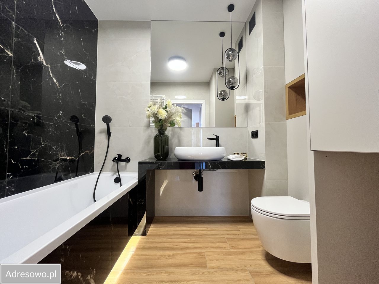 Mieszkanie 3-pokojowe Radom Wacyn. Zdjęcie 2