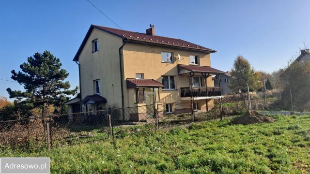 dom wolnostojący, 7 pokoi Pogorzyce. Zdjęcie 1