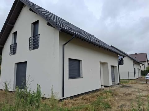 dom wolnostojący, 6 pokoi Kępa. Zdjęcie 1