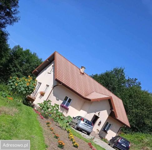 dom wolnostojący, 3 pokoje Ryglice, ul. ks. Jakuba Wyrwy. Zdjęcie 1