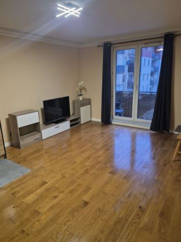 Mieszkanie 4-pokojowe Wejherowo, ul. Franciszka Fenikowskiego. Zdjęcie 1