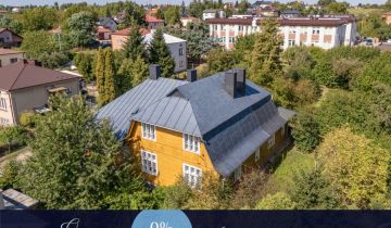 dom wolnostojący, 8 pokoi Opatów, ul. Adama Mickiewicza