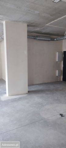 Lokal Łódź Polesie, ul. 6 Sierpnia. Zdjęcie 1