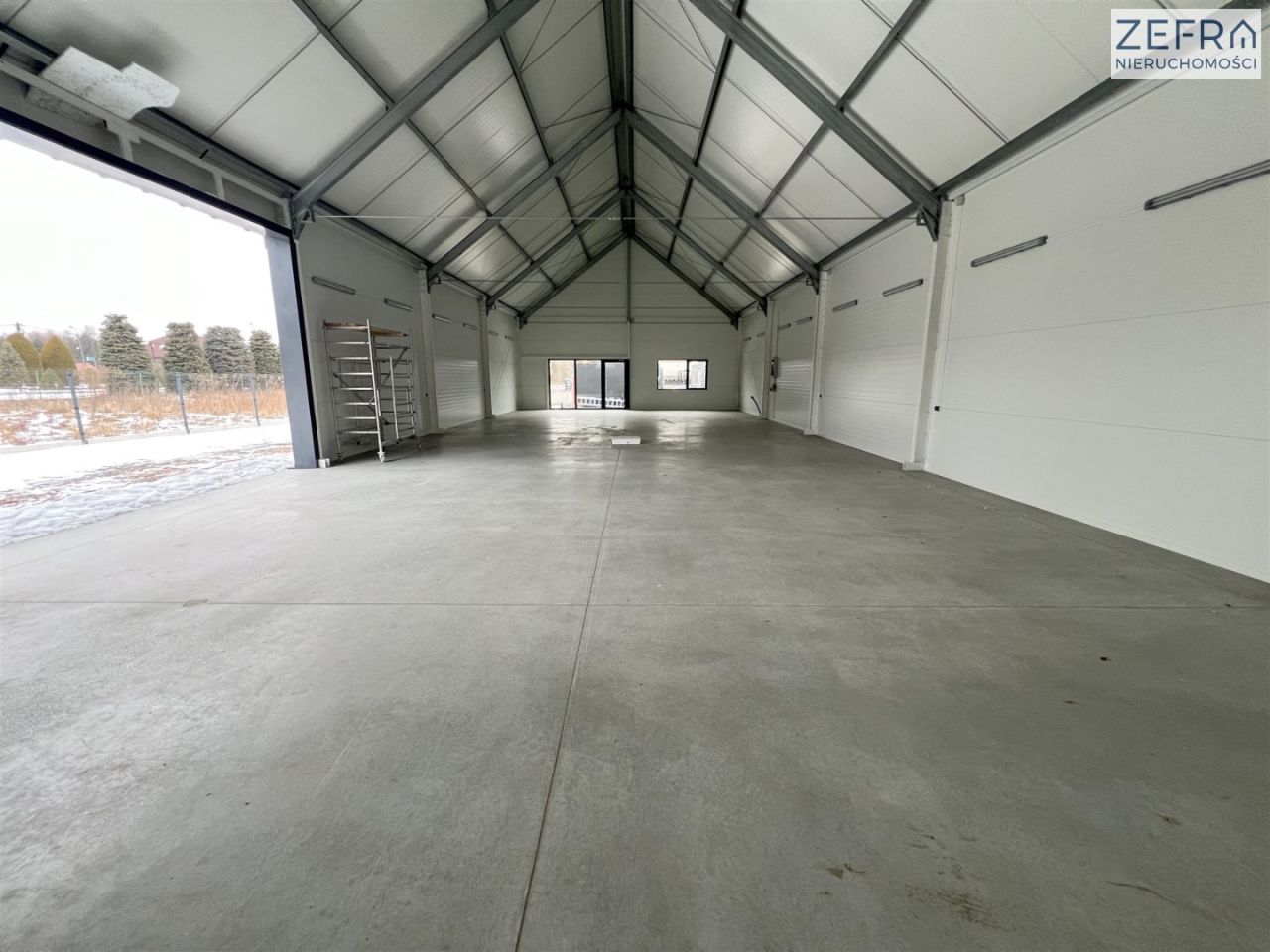 Hala/magazyn Rudawa. Zdjęcie 2