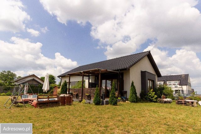 dom wolnostojący, 4 pokoje Grzędzice. Zdjęcie 1