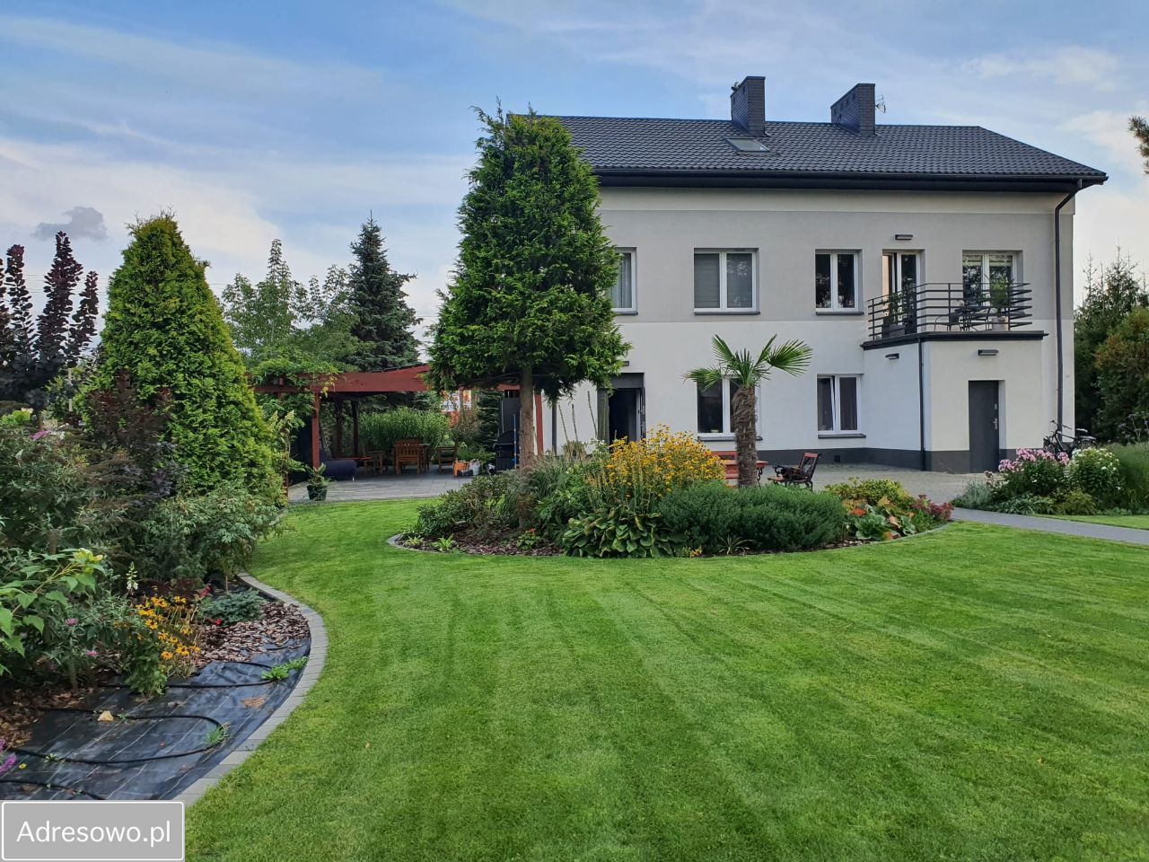 dom wolnostojący, 9 pokoi Michałów-Reginów, ul. Warszawska. Zdjęcie 2