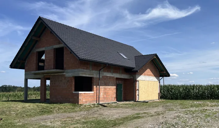dom wolnostojący, 5 pokoi Łąka, ul. Adolfa Dygasińskiego