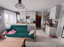 Mieszkanie 3-pokojowe Karszów. Zdjęcie 1