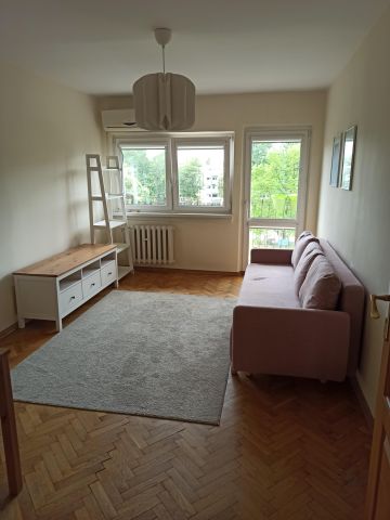 Mieszkanie 3-pokojowe Łódź Bałuty, ul. Inowrocławska. Zdjęcie 1