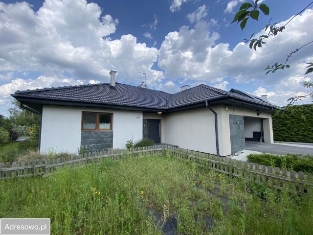 dom wolnostojący, 5 pokoi Czarne Błoto, al. Orzechowa. Zdjęcie 1