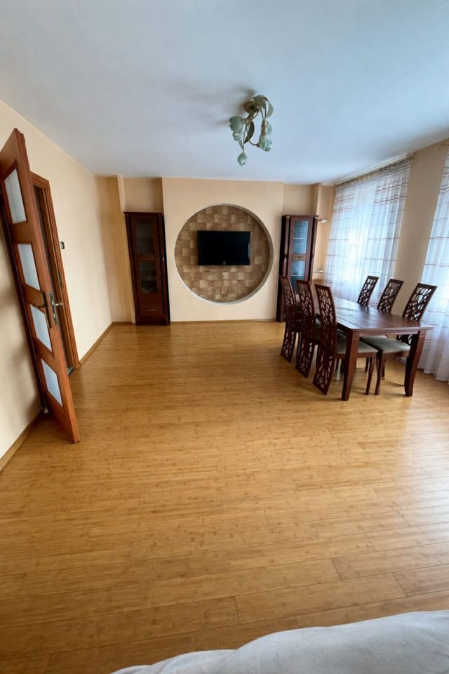 bliźniak Końskie. Zdjęcie 7