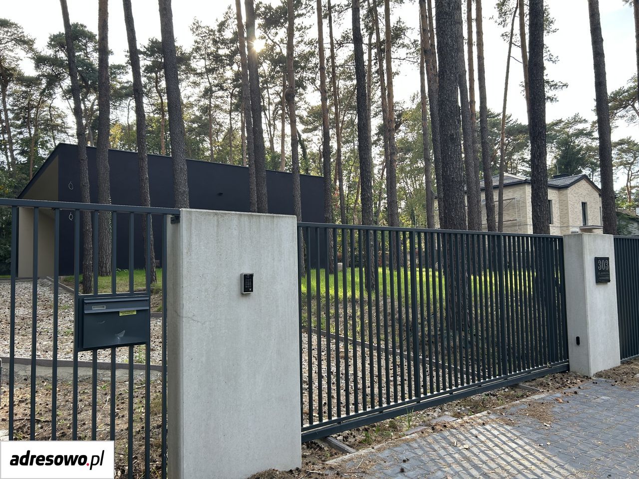 dom wolnostojący, 5 pokoi Magdalenka. Zdjęcie 16