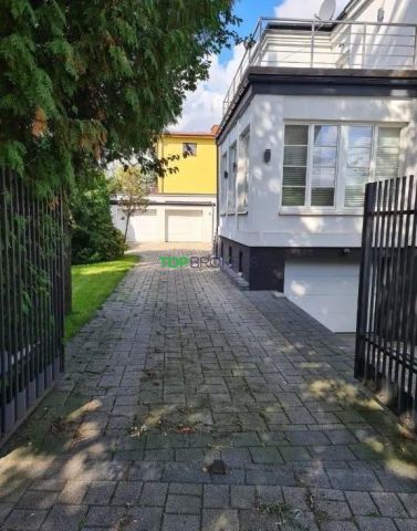 dom wolnostojący, 6 pokoi Warszawa Wawer. Zdjęcie 10