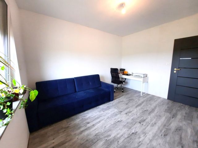 dom wolnostojący, 4 pokoje Poniatowice. Zdjęcie 14