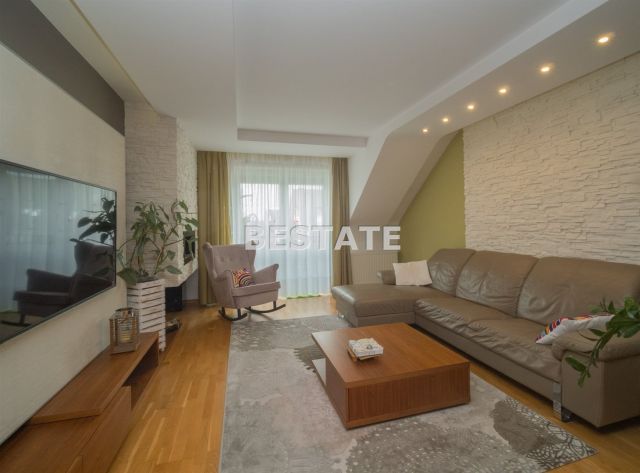 Mieszkanie 4-pokojowe Tarnów. Zdjęcie 1